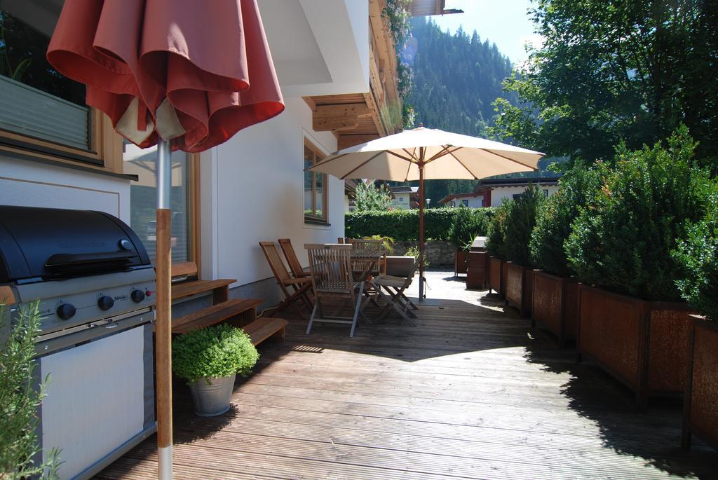 Alpen Appartements Hochmuth Mayrhofen Eksteriør billede